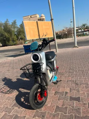 دراجة R9 للبيع