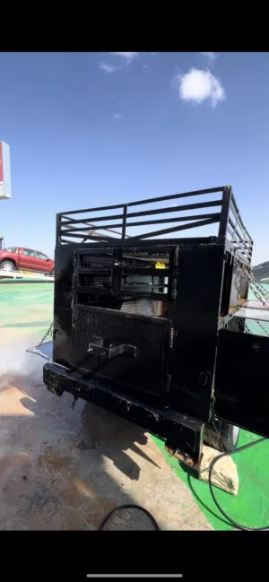 عرباية جر مقطورة ترولا