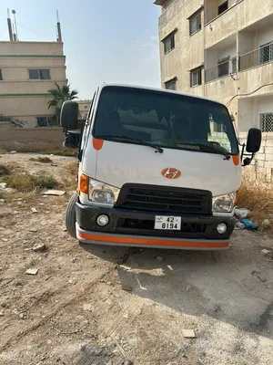 تنك مياه هونداي مايتي 2010