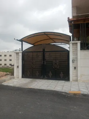 شبه ارضي للبيع ام زويتينه مساحه اجماليه 320