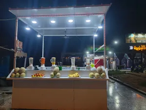 كشك عصاير للبيع هوا وغراضه