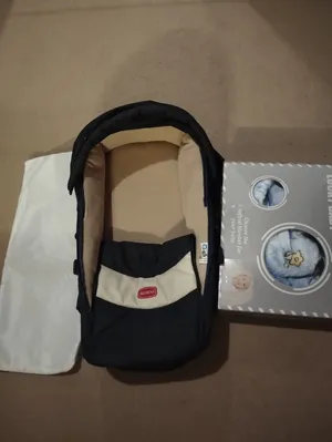 Robins baby carrier