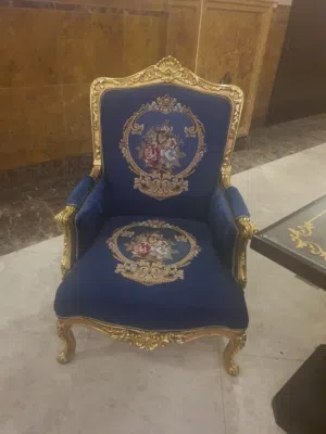 18 كرسي للبيع