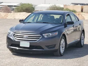 Used Ford Taurus in Al Riyadh