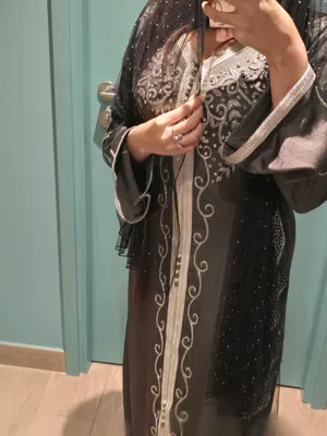 mukhawar for sale used only once  very gorgeous green mukhawar in a good price