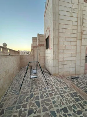 عمارة للبيع بداعي السفر بسعر حرق العمارة طالعة عليك ببلاش بسعر قطعة الارض - طبربور قرب دوار الدبابة