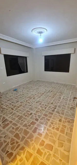 شقه طابق رابع