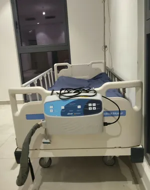 Hospital medical bed with medical air master for sale 3500 aed Hospital medical bed with medical air
