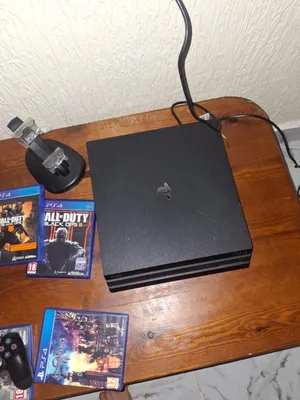 PlayStation 4 1TB pro for sale with its discs سعر قابل للنقاش