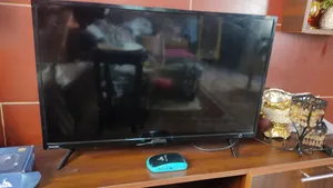 شاشة توشيبا أصلية مع ريموت و رسيفر الغزال للبيع