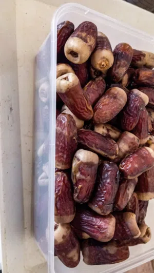 تمر نغال جريجرو