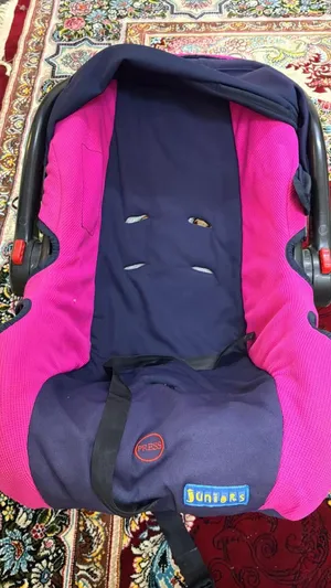 كرسي هزاز للأطفال مستعمل بحالة ممتازة