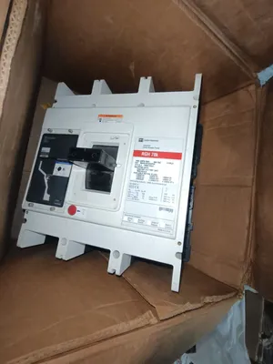 قاطع Eaton Cutler-Hammer RGH 1600A – 3 Pole – جديد بالكرتونة الأصلية