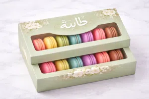 بيتي فوورات و شوكولاتة و معجنات