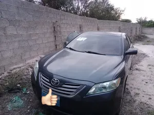 تويوتا كامري 2009 للبيع