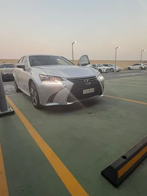 Used Lexus GS in Sharjah