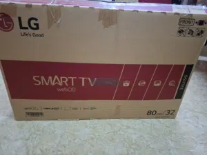 LG LED Smart TV 32 inch with box & tabke and wall stand