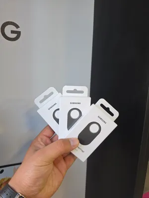 سمارت تاج Galaxy smart tag samsung  جهاز تتبع سامسونج متوفرة اللون الابيض والاسود