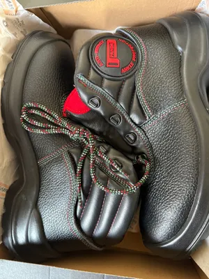Panda Safety Shoes italy made Siez 42