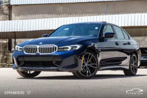 Bmw 330e M kit Plug in hybrid 2023  السيارة فحص كامل و كلين تايتل و قطعت مسافة 78,000 مايل فقط