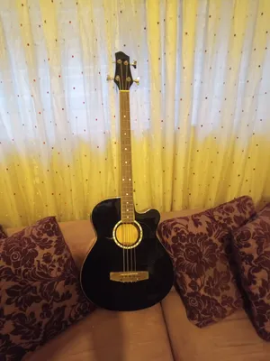 جيتار بيس نوع بي سي