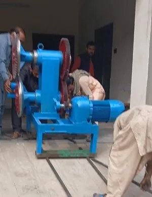 tyre cutting machine