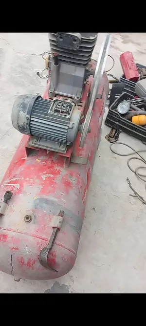 كنبرسوري 300لتر ايطالي اصلي نضيف شبه جديد ضي380