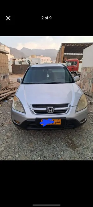Honda CRV 2004 model like new silver colour black interior