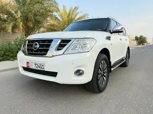 نيسان بترول SE V8  خليجي موديل 2015 ، بحالة الوكالة كامل قمه في النظافه استخدام شخصي
