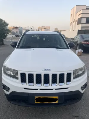 jeep compass 2017 4x4 GCC for sale  Neat and clean car with less km driven non accident no work car