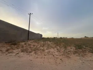 أرض للبيع ف قصر بن غشير بالقرب من فندق الشريف