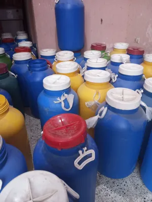 براميل ب الغطاء