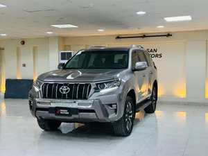 TOYOTA PRADO TXL 2022 OMAN CAR EXCELENT CONDITION