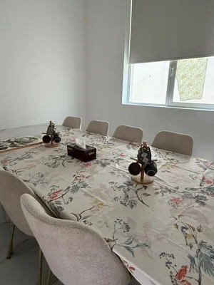 طاولة طعام سيراميك
