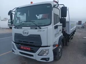 Sale for Nissan UD car is the best car and not problems Model 2018 and 10 tonea