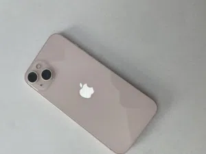 Apple iPhone 13 128 GB in Misrata