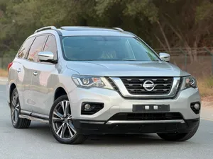 نيسان باتفندر بلاتنيوم خليجي 2018فل اوبشن اعلي مواصفات اتنينً مفتاح بحاله ممتازه