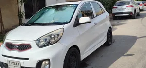 Used Kia Picanto in Baghdad