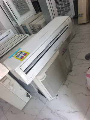 مكيفات مستعملة بحالة ممتازة طن ونص 60 ريال فقط ضمان شهر