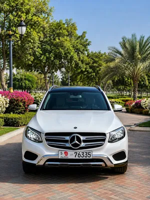 (Clean Title ) MERCEDES-BENZ GLC-CLASS, 350E 2019 - Excellent Condition - American Specs