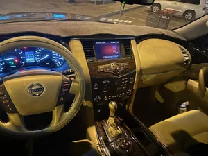 Nissan patrol 2012 diamont edition