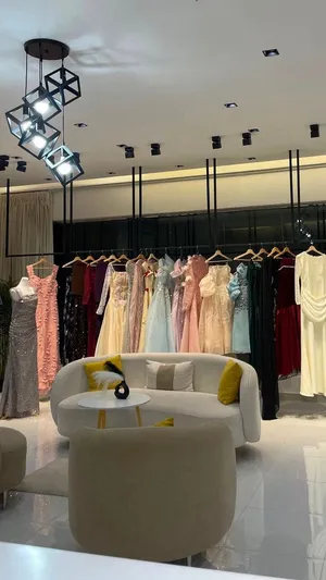 فرصة استثمارية جاهزة بوتيك راقي للبيع