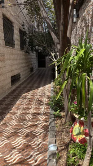 127 m2 3 Bedrooms Apartments for Sale in Amman Jabal Al Hussain