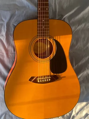 Fender Acoustic CD-60 Nat Dreadnought Excellent condition جيتار فندر اصلي بحاله وكاله مع شنته