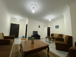 شقة مفروش مقابل البوابة الشمالية للجامعة الاردنية