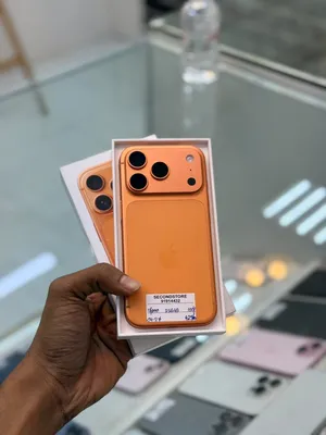 iPhone 17 Pro 256 GB - Warranty till 4/27 - Good performance