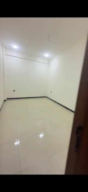 100 m2 2 Bedrooms Apartments for Sale in Baghdad Adamiyah