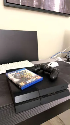 Ps4 شبه جديد نضيف