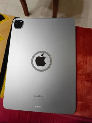 ايباد برو11 معالج M2 للبيع بسعر حرق