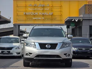 نيسان باتفندر موديل 2014لون فضي 6سلندر سعة3.5اتوماتيك دفع رباعي ماشية172439 السعر 16000